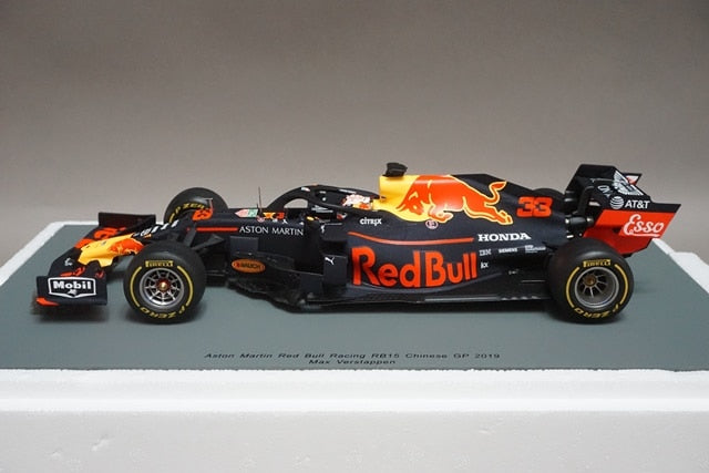 1:18 SPARK 18S457 Aston Martin Red Bull Racing RB15 China GP 2019 #33