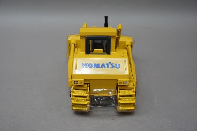 1:55 Diapet DH-2001 Komatsu Bulldozer D375A