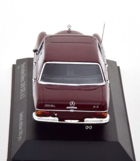 943 039103 MINICHAMPS 1:43 Mercedes 300 SEL 6.3 W109 1968 darkred