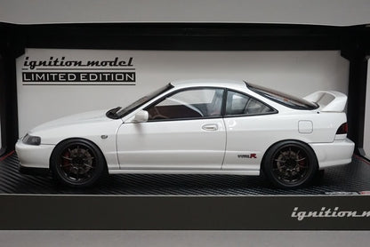 1:18 ignition model IG3055 Honda Integra (DC2) Type R Pearl White