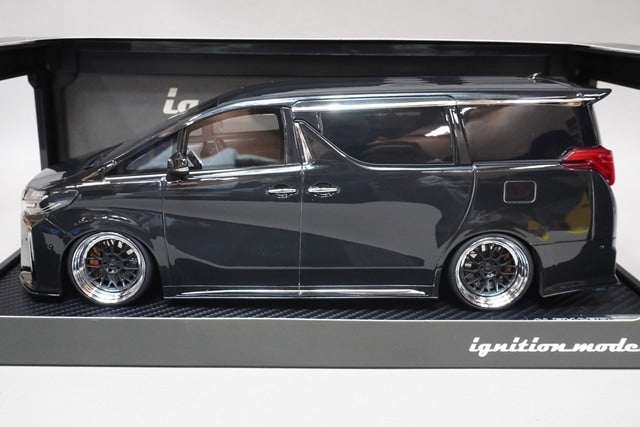 1:18 ignition model IG2432 Toyota Alphard (H30W) Executive Lounge S Black