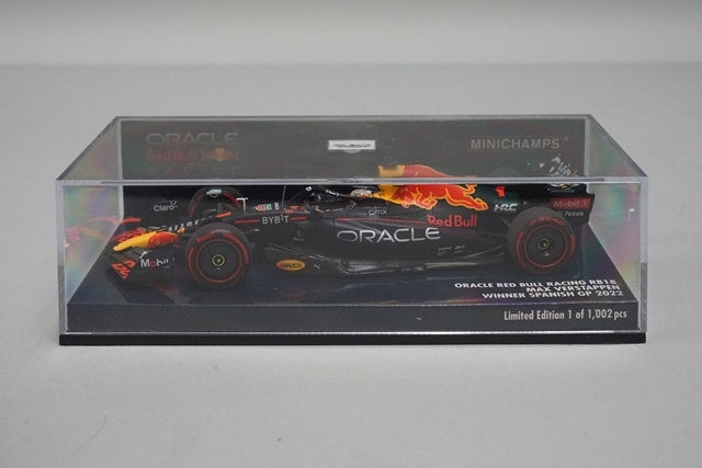 1:43 MINICHAMPS 417220601 ORAC Red Bull Racing RB18 Spanish GP #1 M. Verstappen
