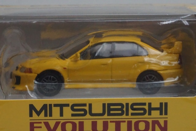 64B0407 BM CREATIONS 1:64 Mitsubishi Lancer Evolution V/VI Yellow RHD model car