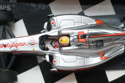 1:43 MINICHAMPS 530114373 Vodafone McLaren Mercedes Show Car 2011 #3 L. Hamilton