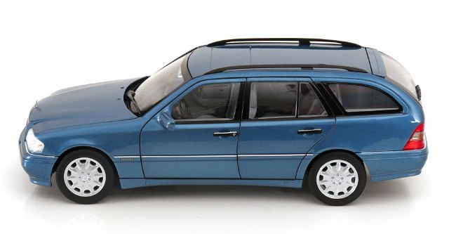 [ Pre-order ] 183386 NOREV 1:18 Mercedes C-Klasse W202 Estate 1997 Turquoise Metallic (Modellissimo Custom Order)