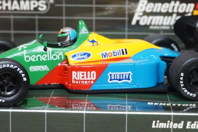 1:43 MINICHAMPS 400880019 Benetton Ford B188 1988 #19 A. Nannini model car