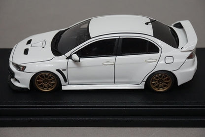 1:43 ignition model IG2566 Mitsubishi Lancer Evolution X (CZ4A) White Engine included model car