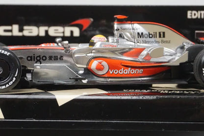 1:43 MINICHAMPS 530084322 Vodafone McLaren Mercedes MP4-23 2008 #22 L. Hamilton model car