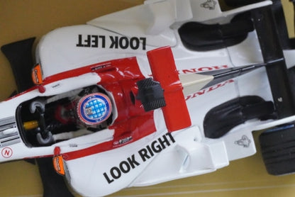 1:43 MINICHAMPS MICHELIN BAR HONDA 006 #10 Takuma Sato model car