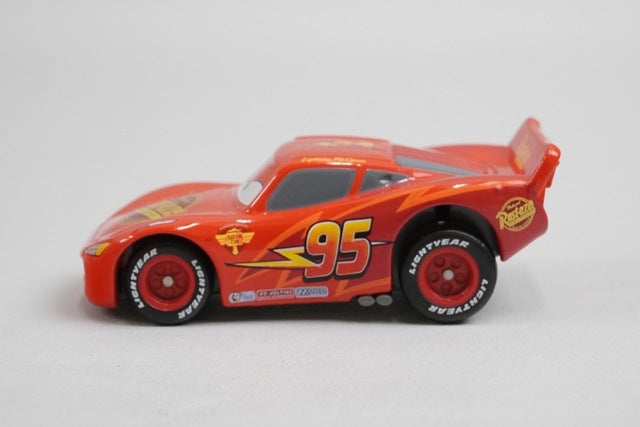 Tomica Cars Lightning McQueen Cars 2 Opening Type model car