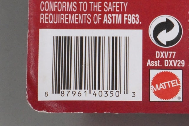 Mattel Cars 3 Junior Moon Blister Pack with Mini Poster model car