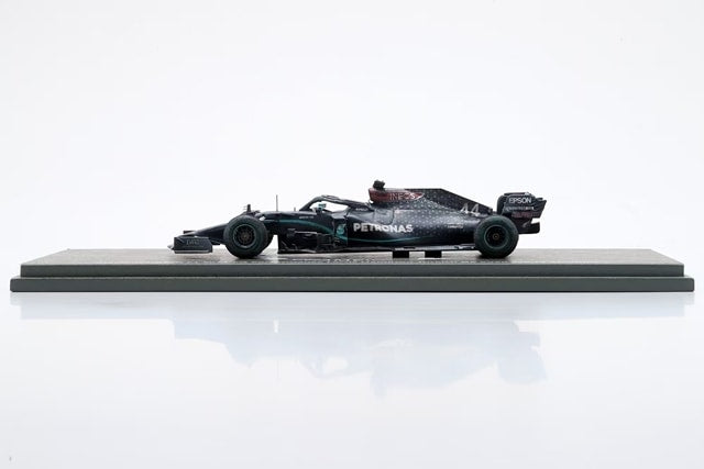 SP614 Spark 1:43 Mercedes F1 W11 Türkiye Turkish GP 2020 World Champion Dirty Ver #44 L.Hamilton LP2000 Special Order