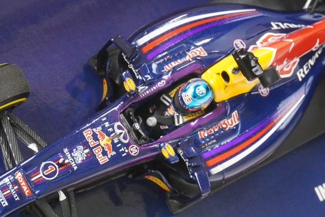 1:43 MINICHAMPS 410140001 Infiniti Red Bull Racing RB10 2014 #1 model car