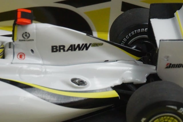 1:43 MINICHAMPS 403090092 Brown GP Show Car 2009 #22 model car