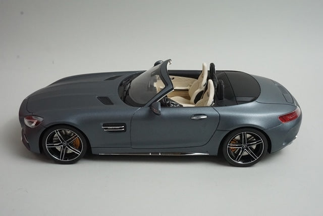 1:18 GT SPIRIT GT197 Mercedes-Benz GT-C Grey model car