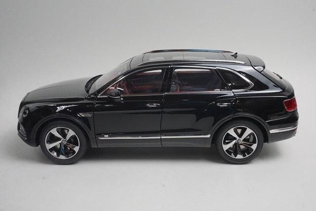 KS08376E KYOSHO 1:18 08921NX Bentley Bentayga Onyx