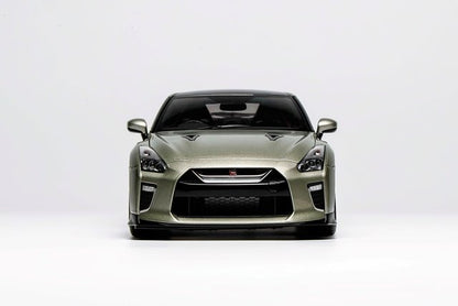 M83515 MOTORHELIX 1:18 Scale Nissan GT-R (R35) Track Edition Engineered By NISMO T-Spec 2022 Millennium Jade