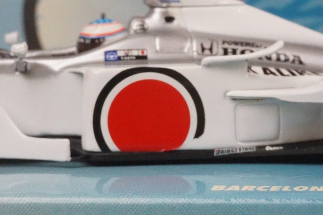 1:43 MINICHAMPS 518004399 BAR Honda 002 Barcelona 2000 Takuma Sato model car