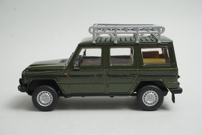 1:43 MINICHAMPS 400038001 Mercedes-Benz 230GE 1980 Green Metallic model car