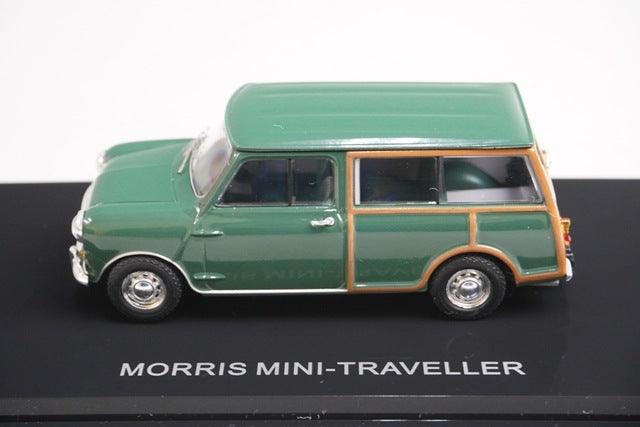 1:43 EBBRO 44501 Morris Mini Traveller Green model car
