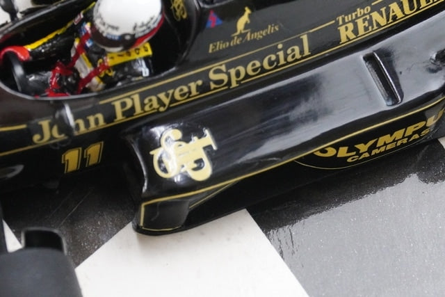 1:43 MINICHAMPS 430850011 Lotus 97T 1985 #11 model car