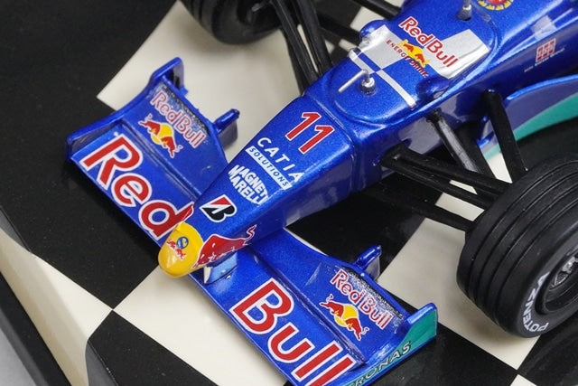 1:43 MINICHAMPS 430990081 Sauber Show Car 1999 #11 model car