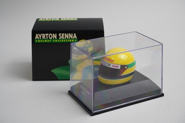 1:43 MINICHAMPS 540381913 Helmet 1979/80 Ayrton Senna model car