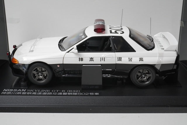 1:18 KYOSHO 08366A Nissan Skyline GT-R Police #502 model car