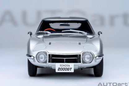 79548 AUTOart 1:18 Toyota 2000GT 1967 Silver model car