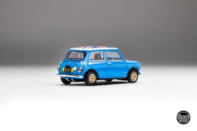 DTGSPC5 GCD Gaincorp Products 1:64 Austin Mini 1000 DiecastTalk model car