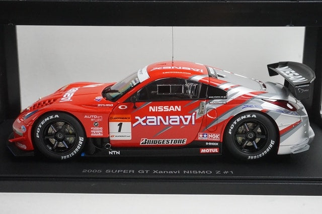 1:18 AUTOart 80377 80576 Nissan Fairlady Z Xanavi Nismo Super GT 2005 #1