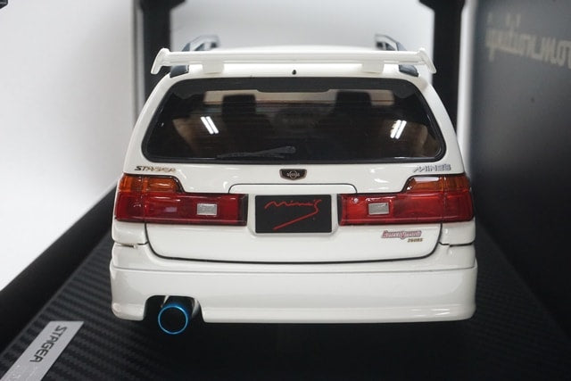 1:18 ignition model IG2892 Nissan Stagea 260RS (WGNC34) Pearl White