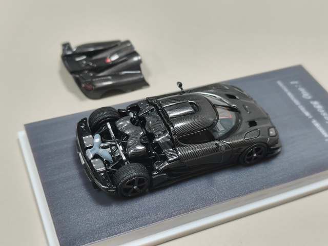 [ Pre-order ] MJ Model 1:64 Koenigsegg Agera One:1 Full Carbon Black