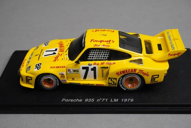 1:43 SPARK S2016 Porsche 935 Le Mans 1979 #71 model car