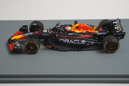 1:43 SPARK S8919 Oracle Red Bull Racing RB19 Qatar GP 2023 #1 M. Verstappen model car