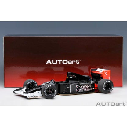 89150 AUTOart 1:18 McLaren Honda MP4/6 Japanese GP 1991 #1 A. Senna model car
