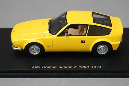 1:43 SPARK S0614 Alfa Romeo Junior Z 1600 1974 model car