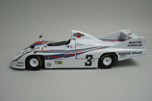 1:18 TSM Model TSM111802 Porsche 936/77 Le Mans 24H #3 Martini J. Ickx / H. Pescarolo