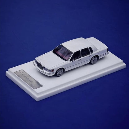 MK Miniatures 1:64 Ford Lincoln Town Car Pearl White Foshan Limited Edition model car