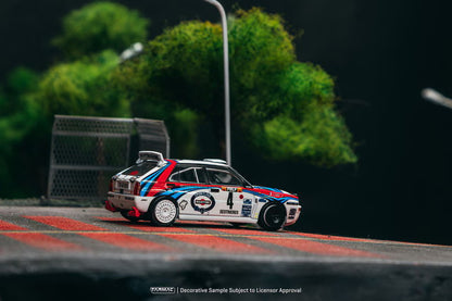 T64-049-92MCR04 Tarmac Works 1:64 Lancia Delta HF Integrale Monte Carlo Rally 1992 Winner