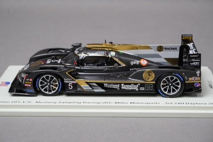 1:43 SPARK US105 Cadillac DPi-V. R Daytona 24H 2020 #5 model car