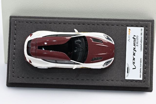 [ Pre-order ] Autotune Model 1:64 Aston Martin Vanquish Zagato Shooting Brake, Pearl White/Red Carbon Fiber