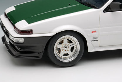 [ Pre-order ] EML144 Make Up EIDOLON 1:18 Toyota Sprinter Trueno (AE86) (3-Door) Tk-Street Ver. White (Green Carbon Fiber Hood)