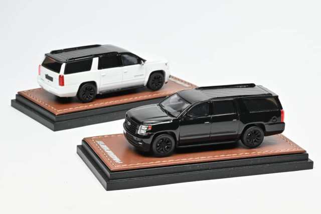 [ Pre-order ] GOC 1:64 Chevrolet Suburban Metallic Black Blackened Version