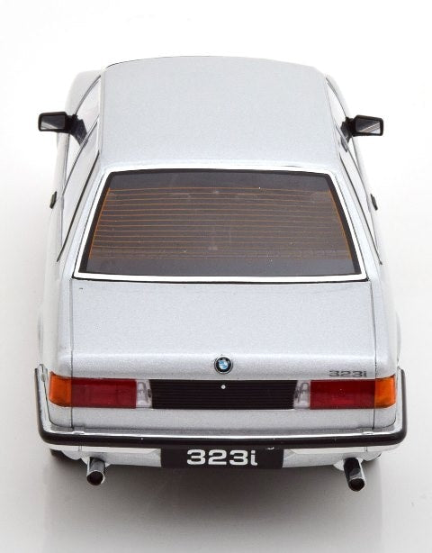 [ Pre-order ] KKDC180653 KK scale 1:18 BMW 323i E21 1978 Silver