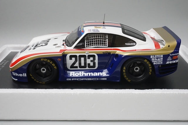1:18 Spark 18S210 Porsche 961 Le Mans 1987 #203