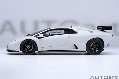 [ Pre-order ] 79136 AUTOart 1:18 Lamborghini Diablo GTR (White)