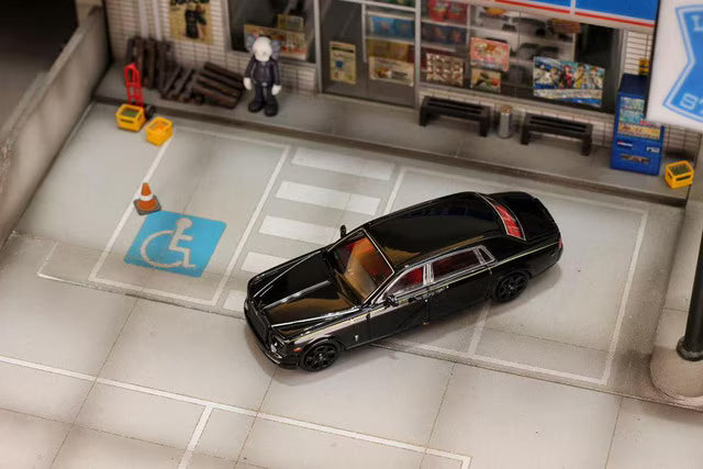 [ Pre-order ] SW Street Weapon 1:64 Rolls-Royce Phantom VII Black Warrior Red Interior