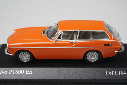 1:43 MINICHAMPS 430171617 Volvo P1800 ES 1971 Yellow
