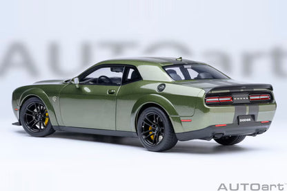 71761 AUTOart 1:18 Dodge Challenger SRT Jailbreak 2022 Metallic Green with Carbon Black Stripes F8 GREEN